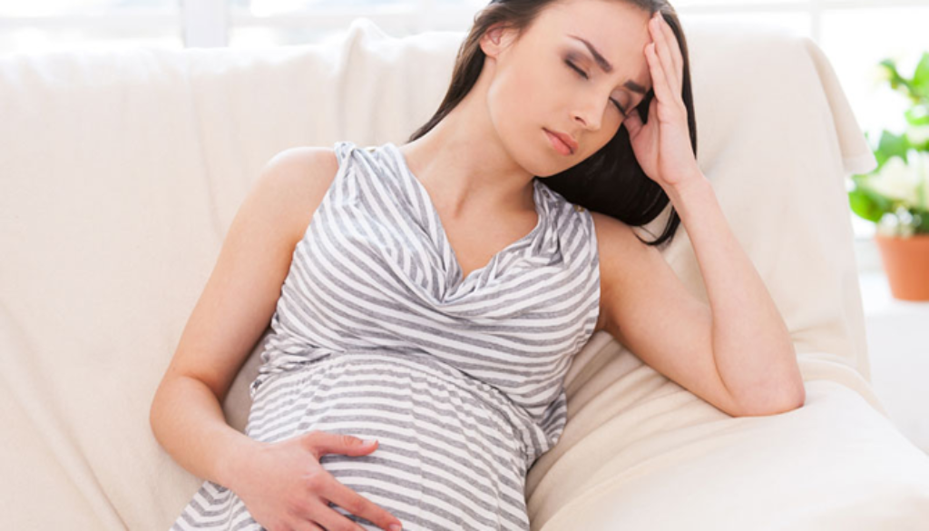 mujer-embarazo-enferma-preeclamcia